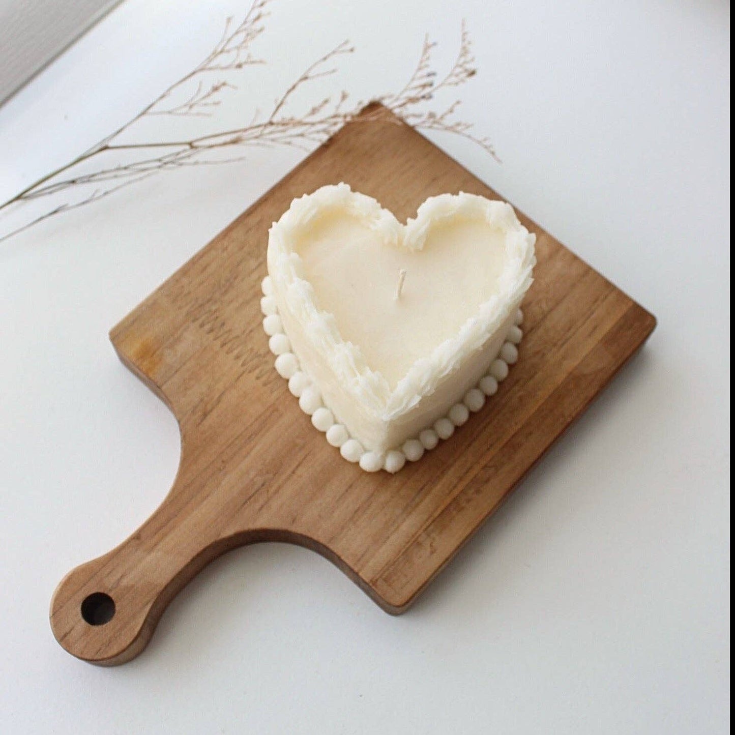Vanilla Cake Candle: Unscented