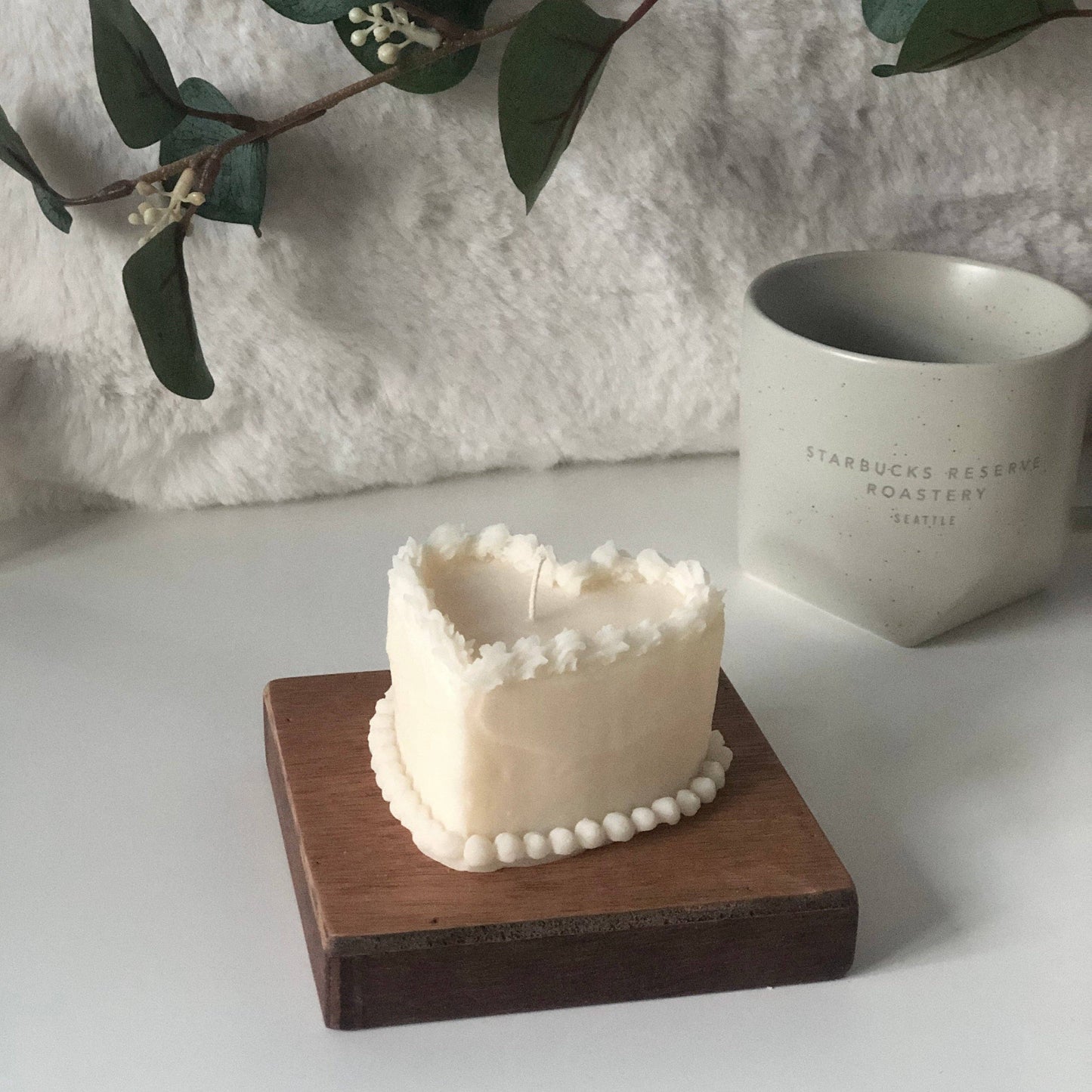 Vanilla Cake Candle: Unscented