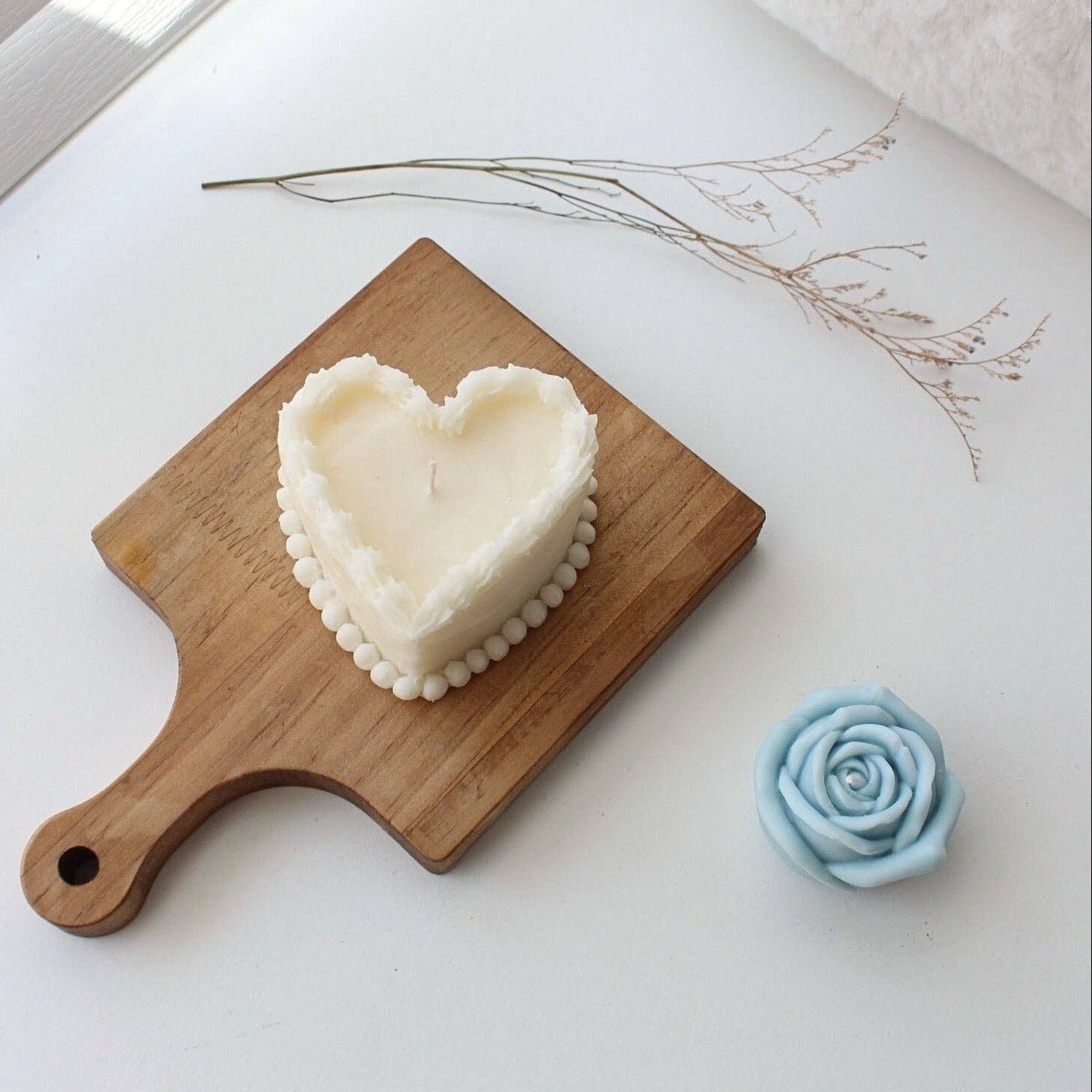Vanilla Cake Candle: Unscented