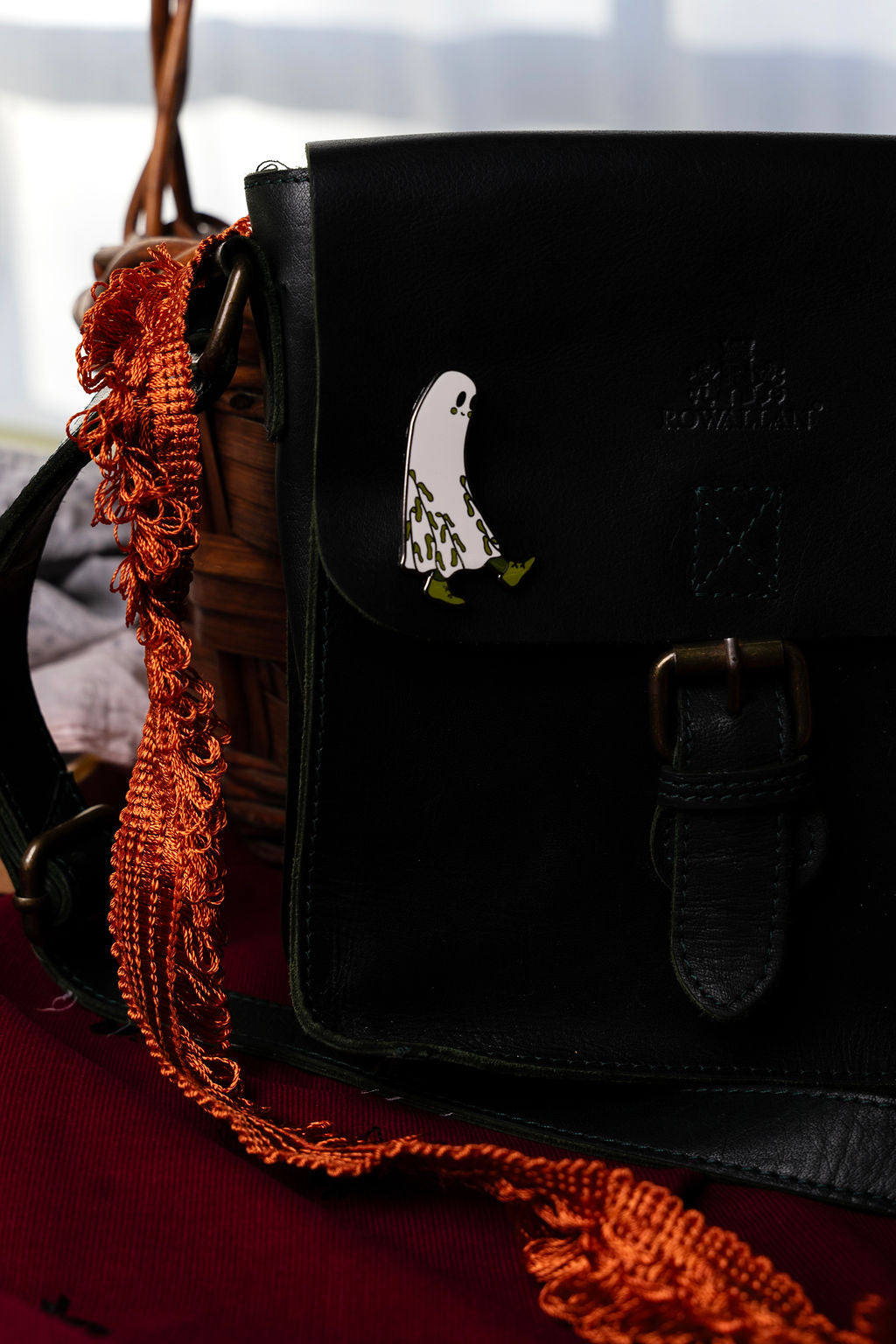 leafy ghost pin