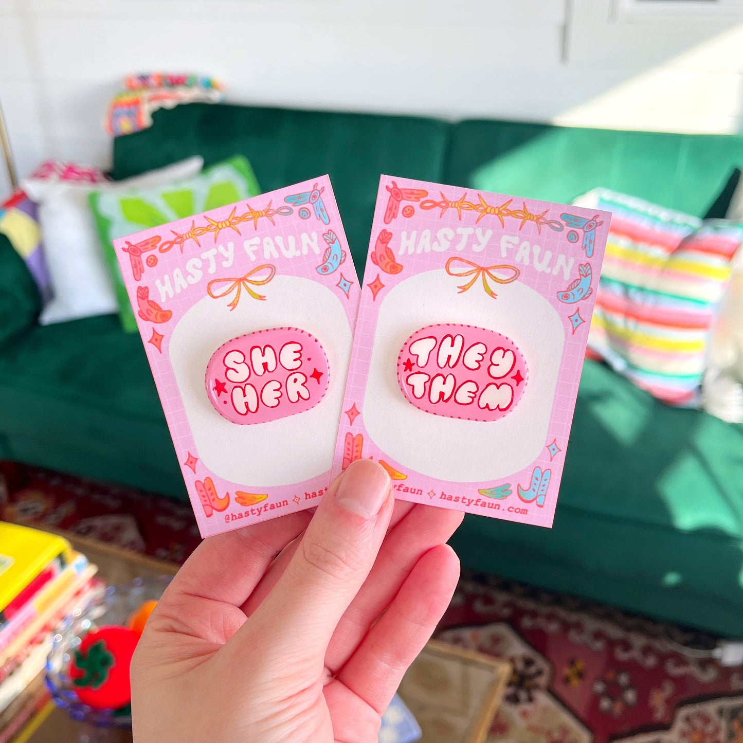 Bubble Pronoun Pin