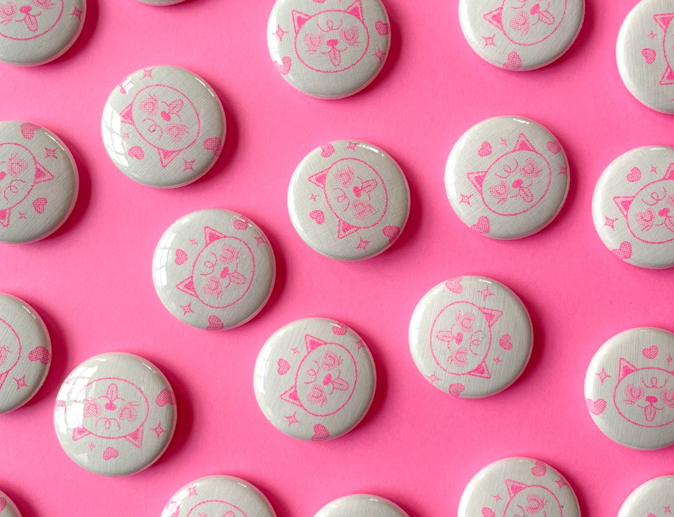 Kitty Mini button