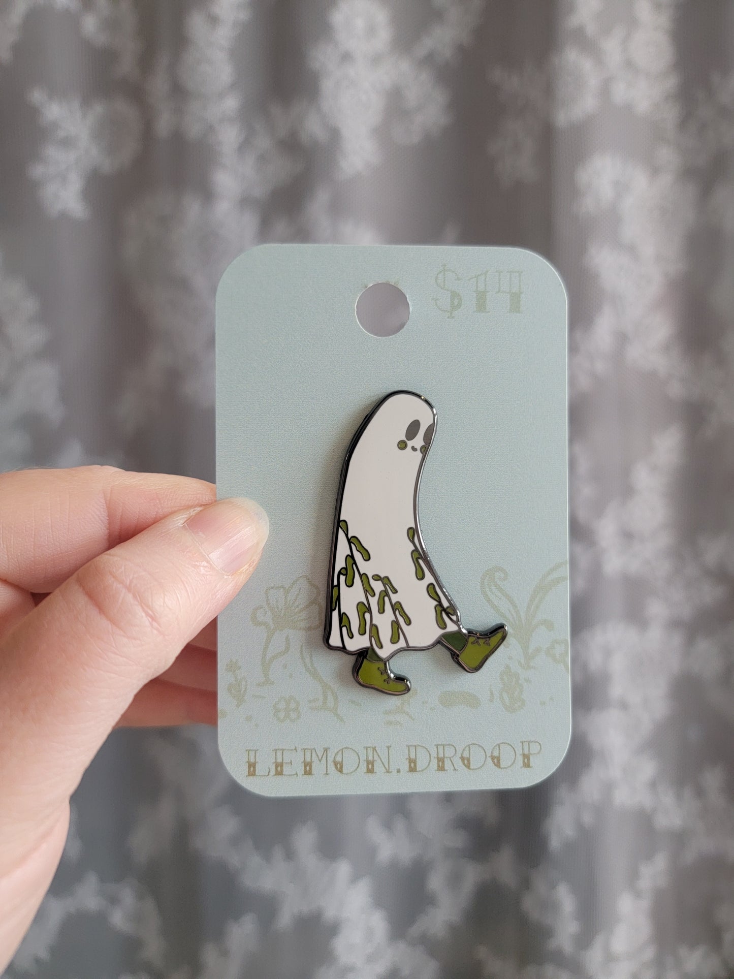leafy ghost pin