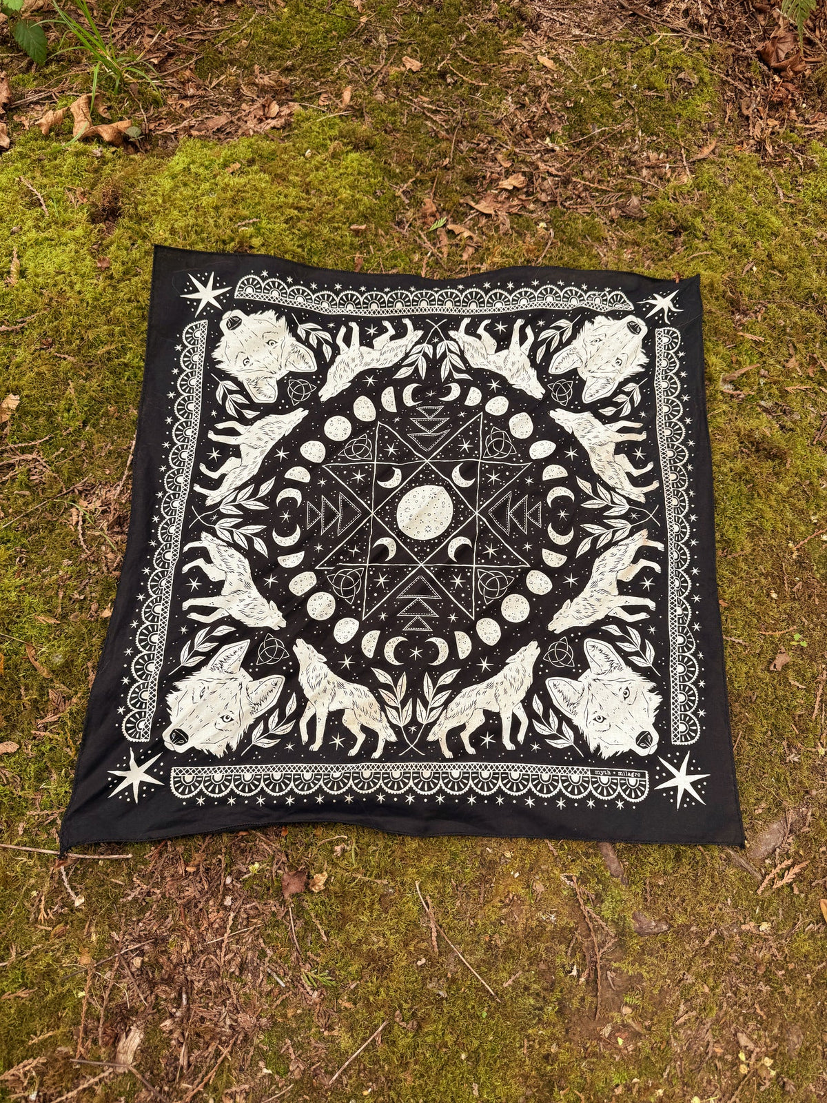 Wolf Glow in the Dark Bandana