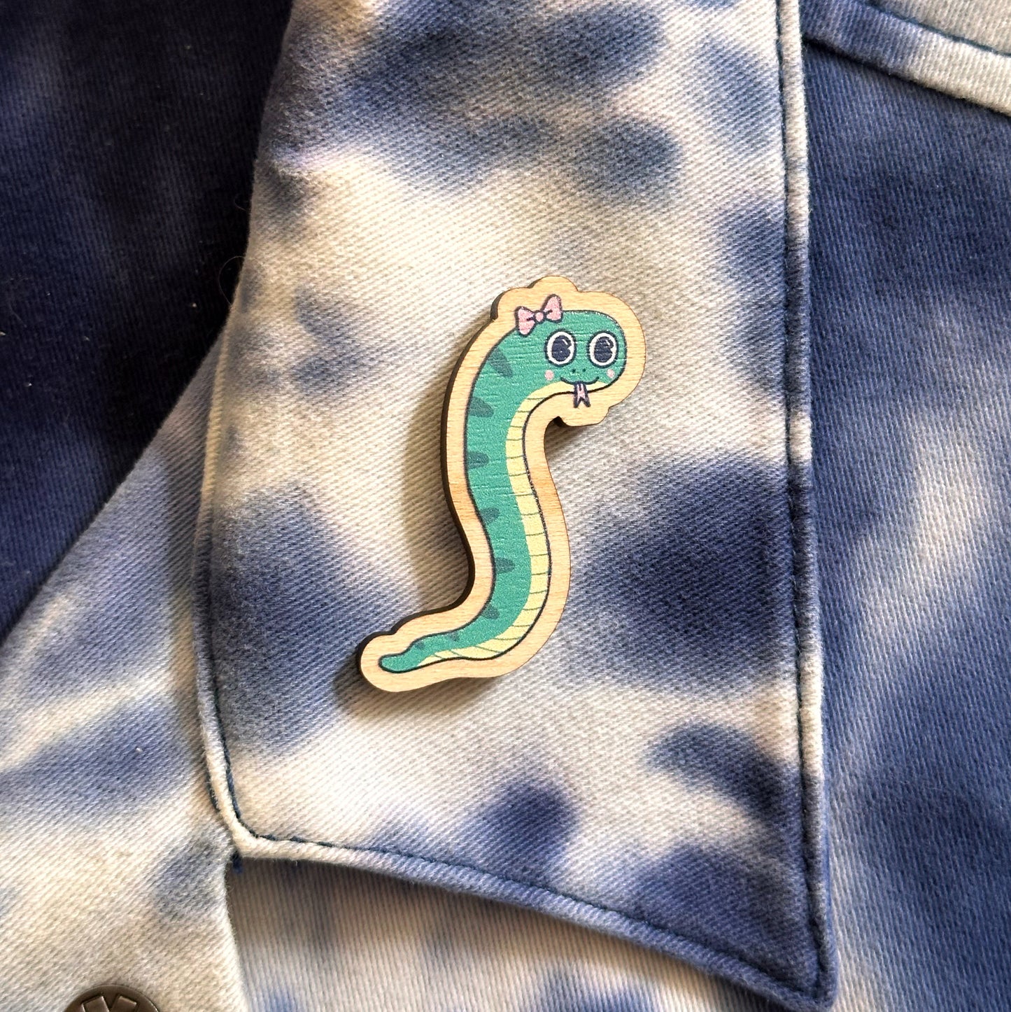 BB Sneks Wooden Pin