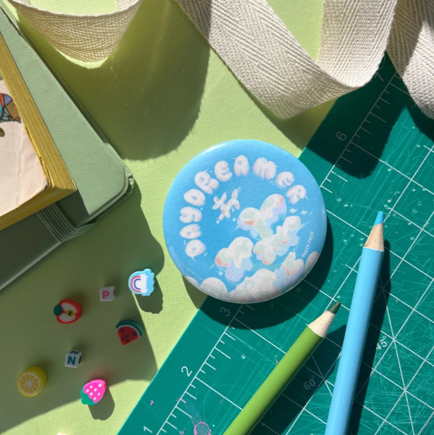 Daydreamer Button