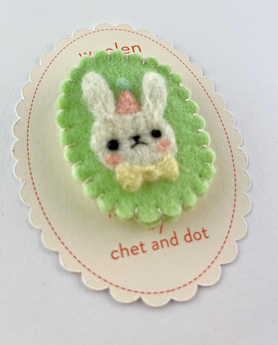 Party Bun brooch